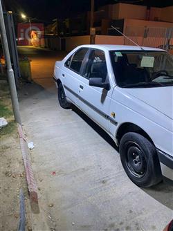 Peugeot 405
